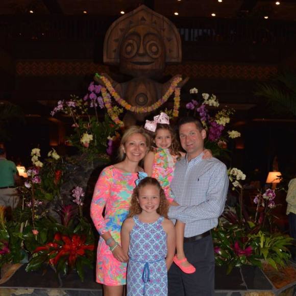 Meet your Posher, Jennifer - Picture 1 of 1